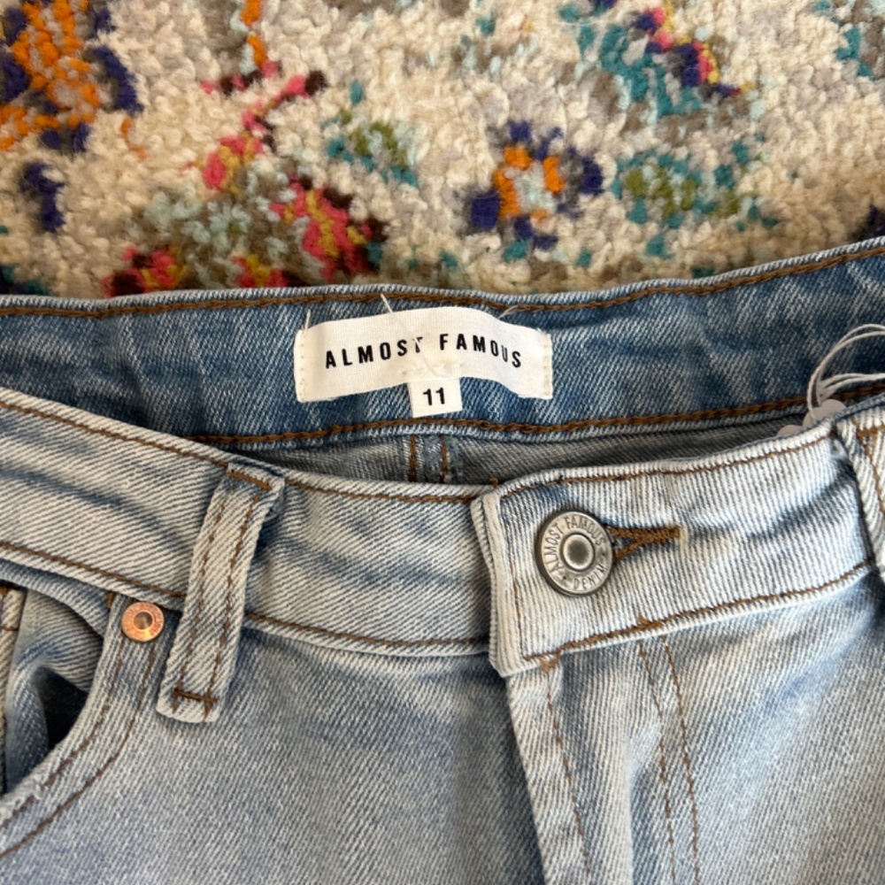 Jeans - Picture 3 of 7